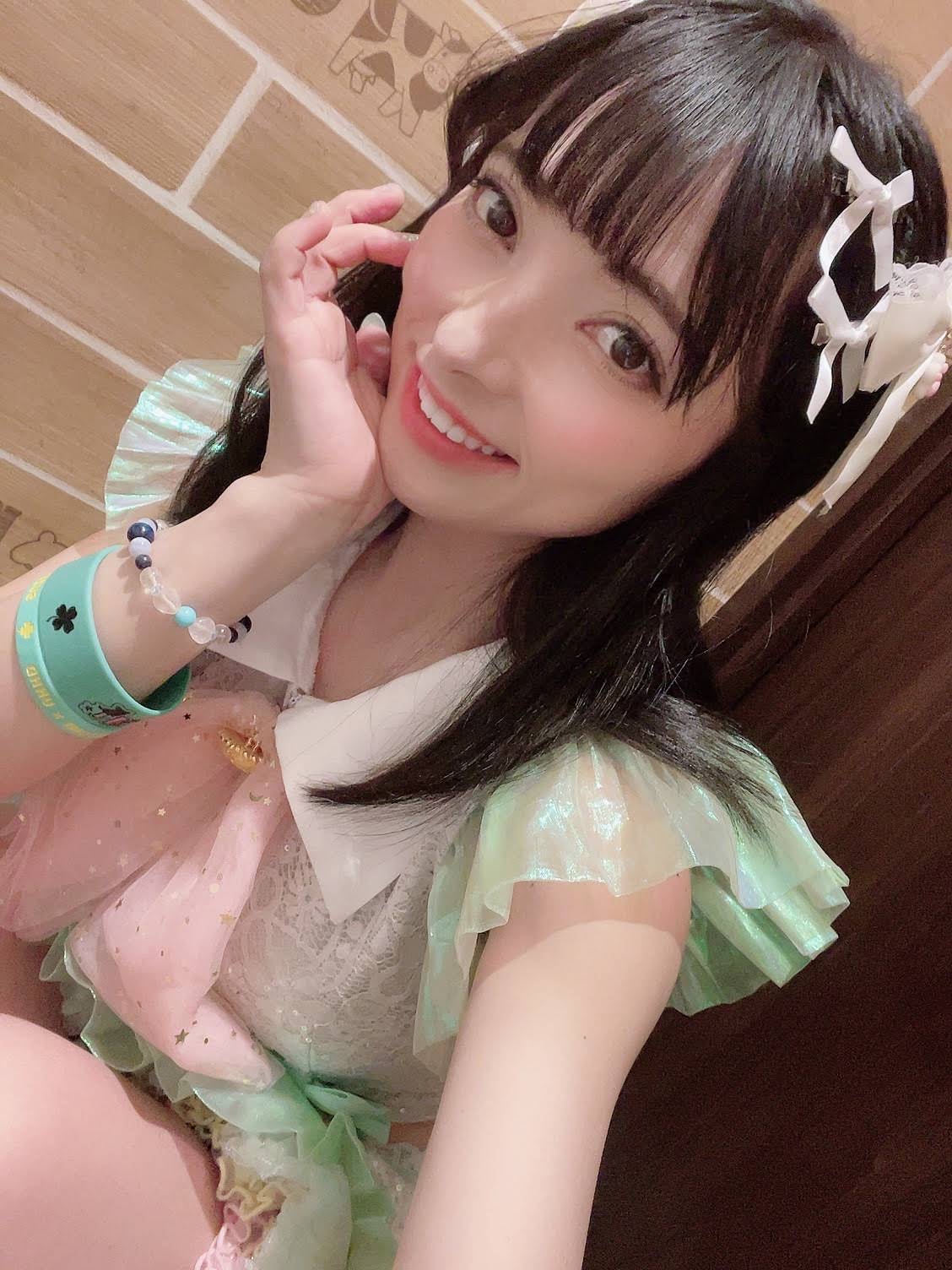 鈴音ひとみ（Hitomi Suzune） - YouTube