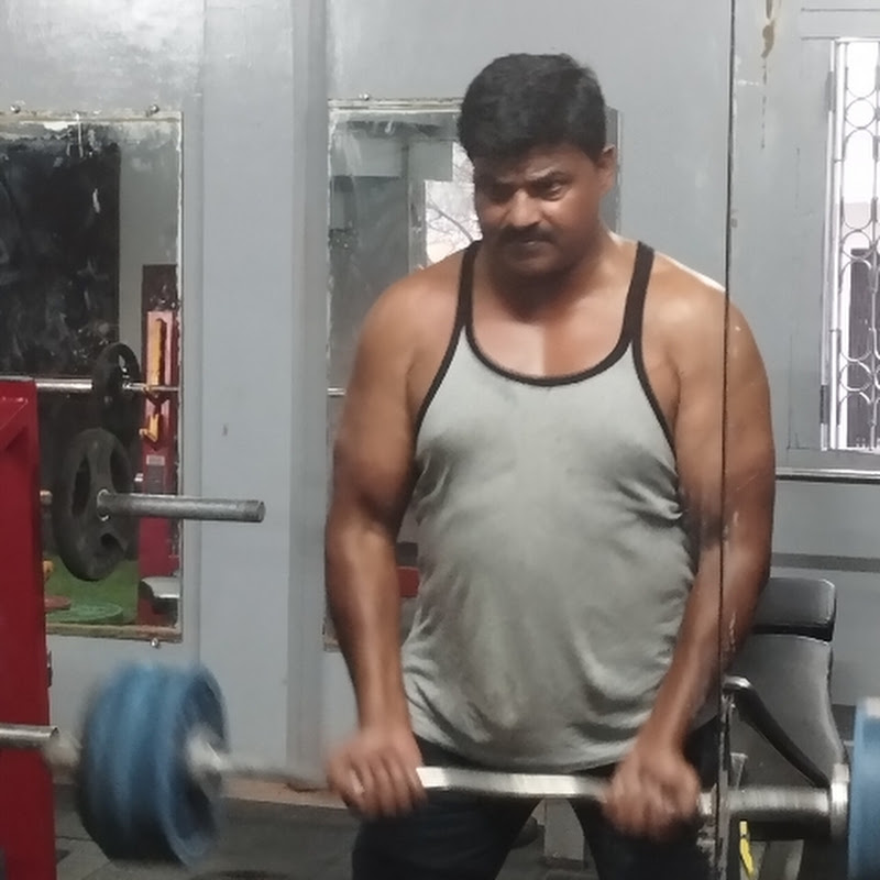 Hire Rashid khan fitness — Health & Fitness YouTube creator for sponsorships