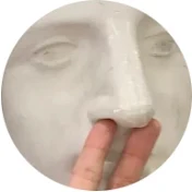 くや