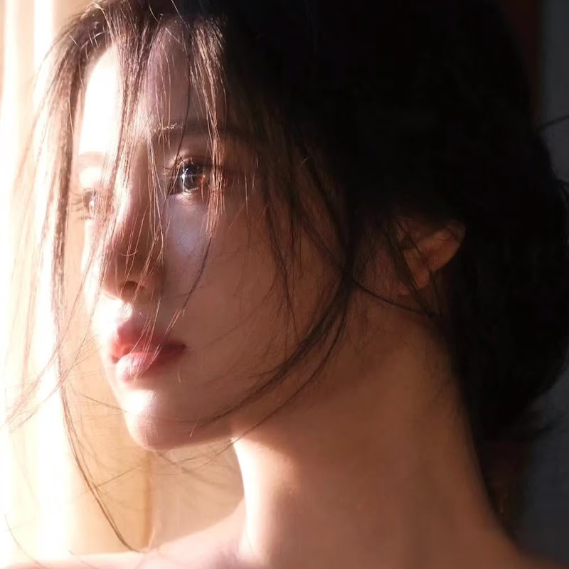 Pluck Your Star Logo