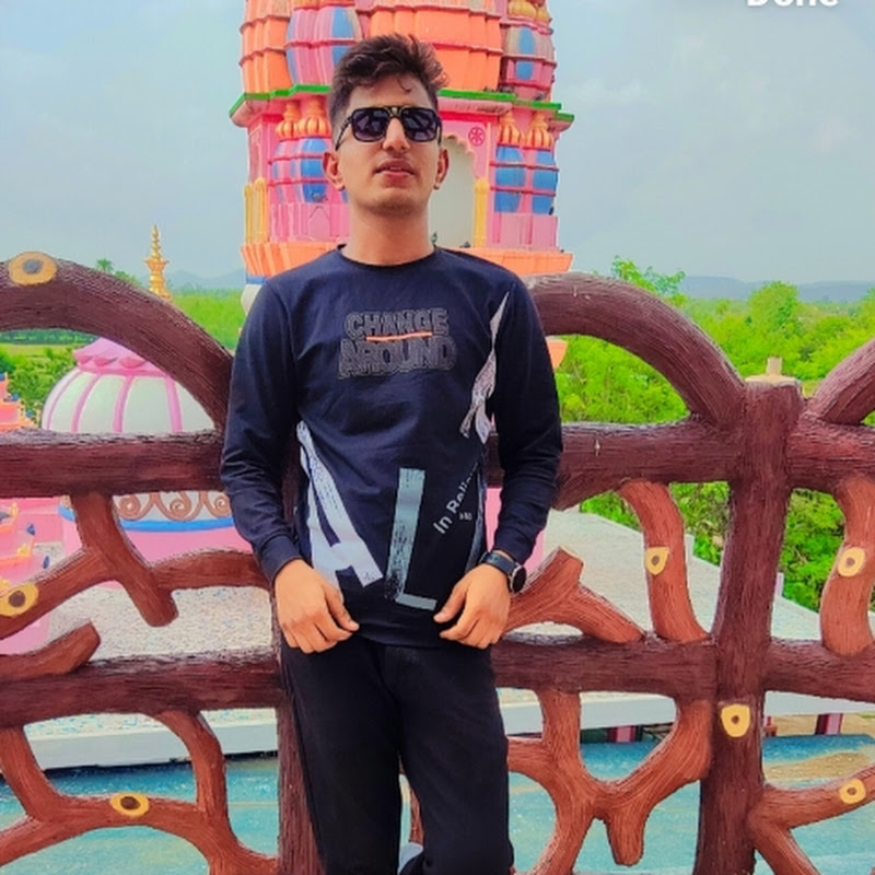 Tech youtuber 