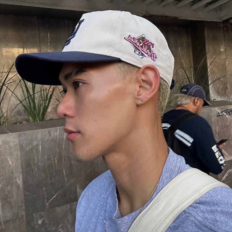 Adrian Burgos