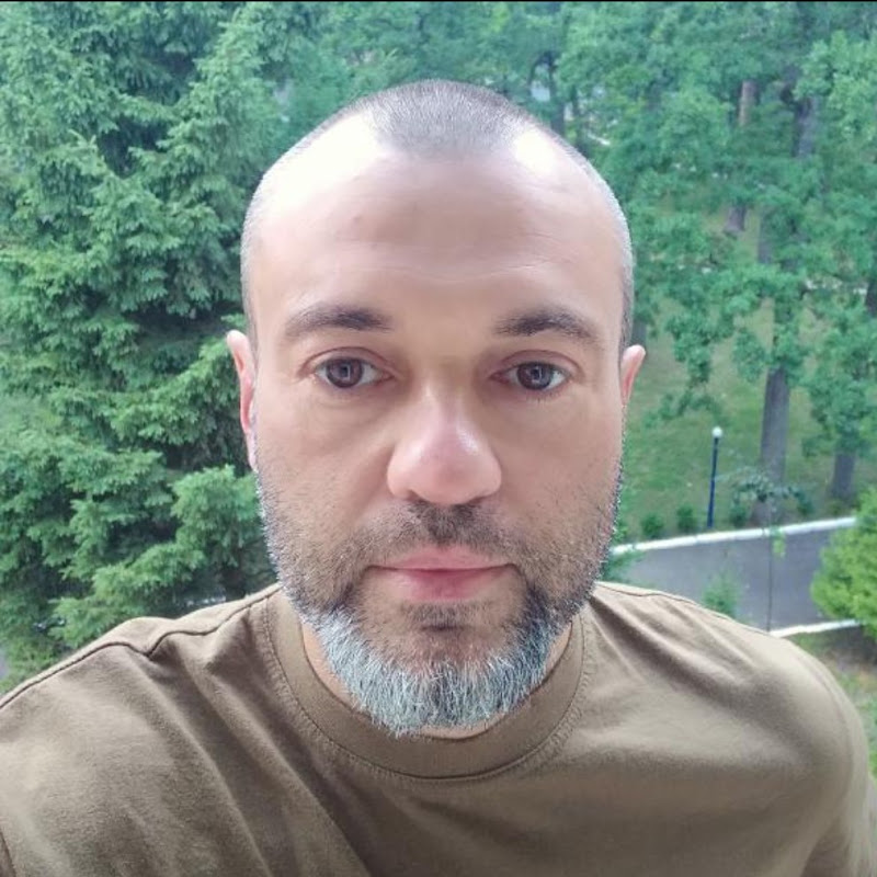 Стежками історії