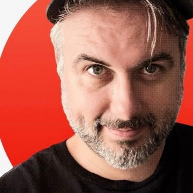 YouTube channel image from Simon Hamp