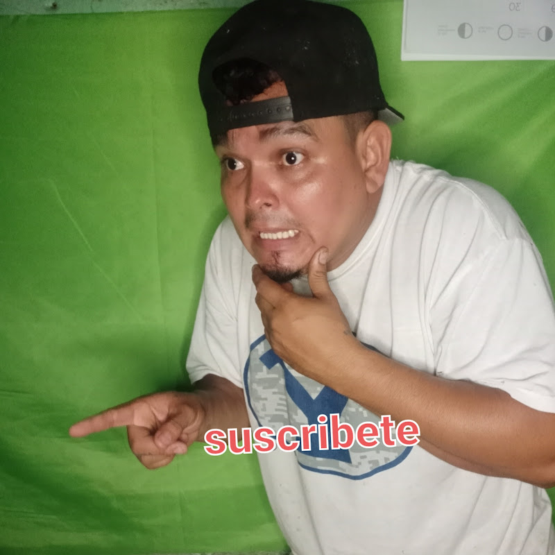 Salvadoreño reacciona