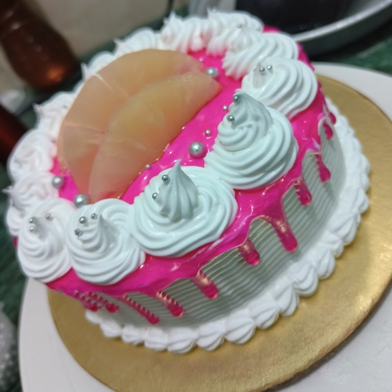 welcome to my cake backing journey🎂......😍