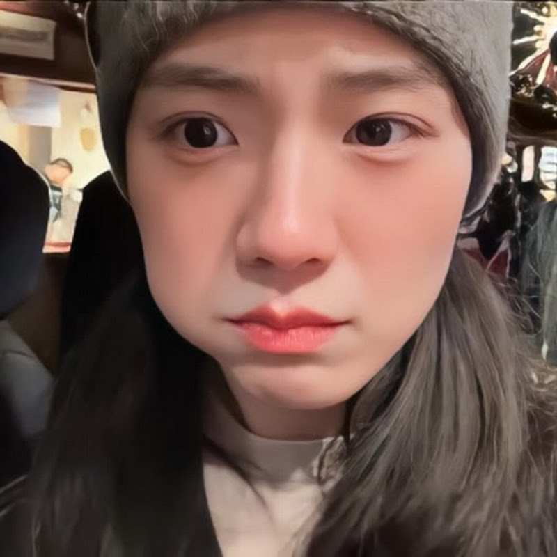 LOVE, JISOO