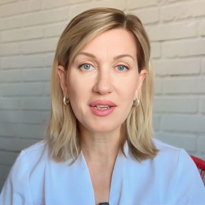 Ирина Леонидова Logo