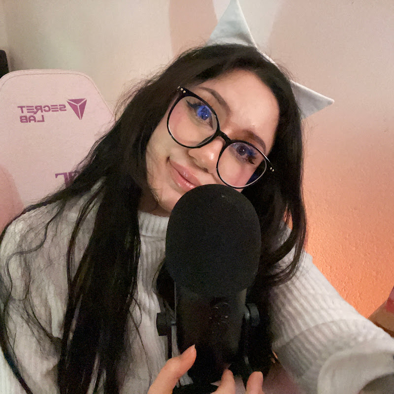 Photo Wonder Kiki ASMR