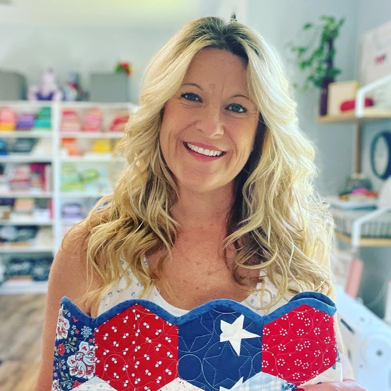 Gina Tell - Thread Graffiti