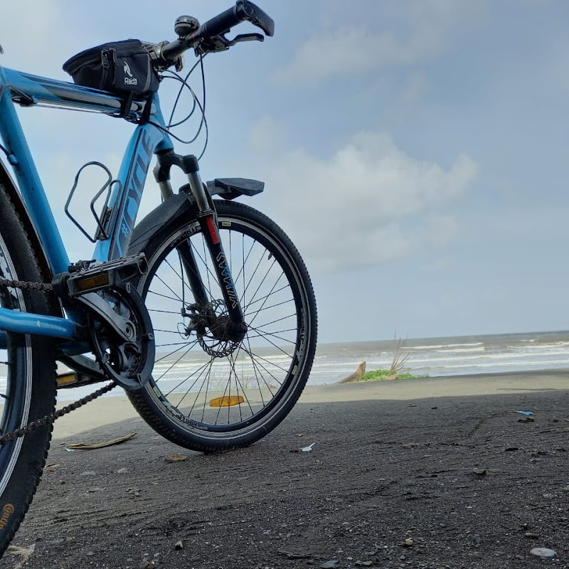 Cycle Rider In
