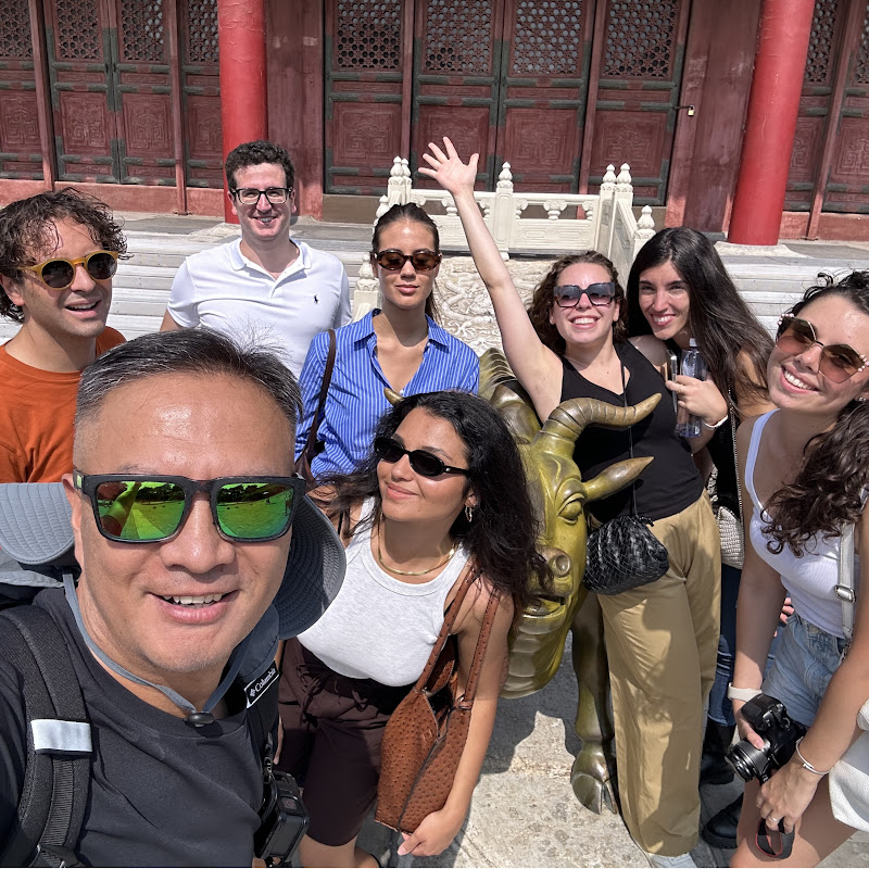 Beijing Travel Guide Michael-北京英语导游油腻uncle channel avatar
