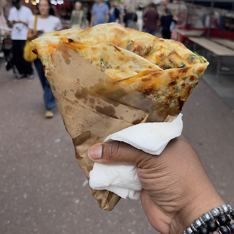 D’Hungry Lens