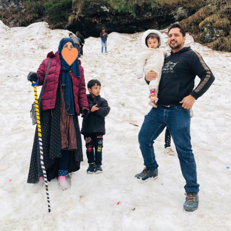 Sadia's Family-Pakistan Travel Vlogs 