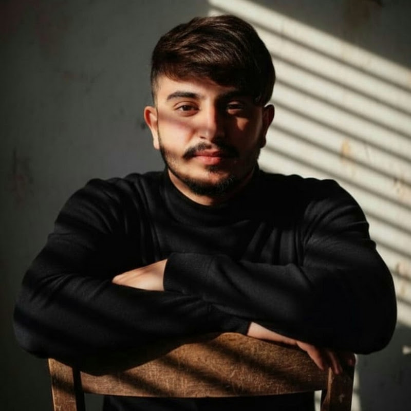 بلال جان جلادين