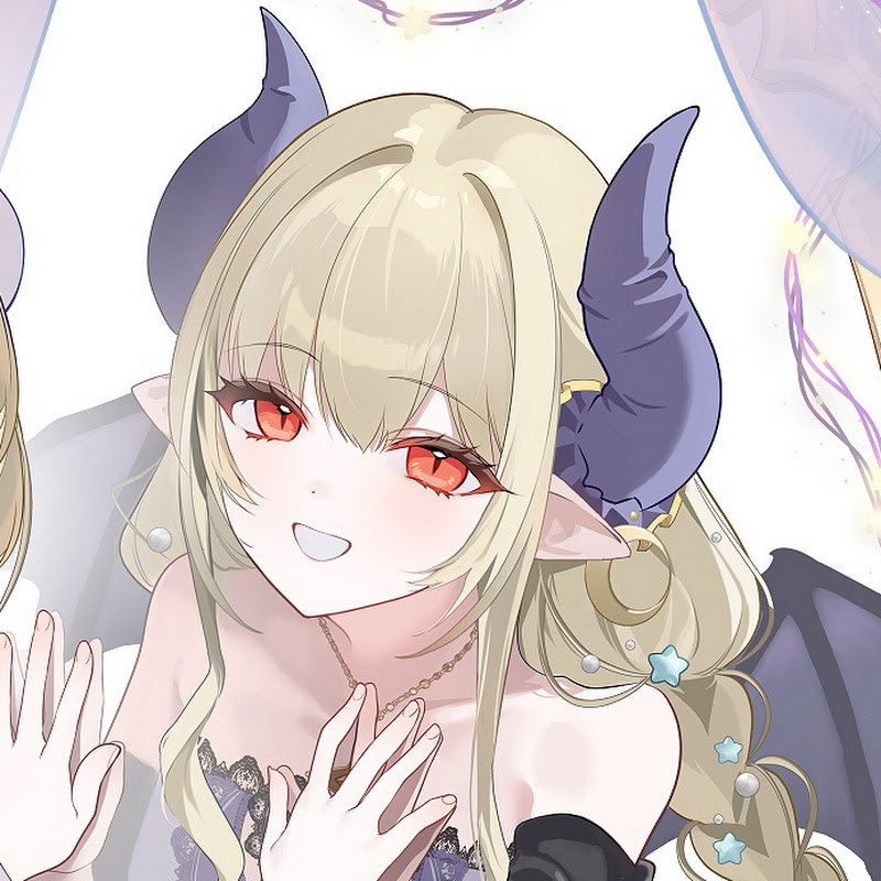 朔魔くるむ