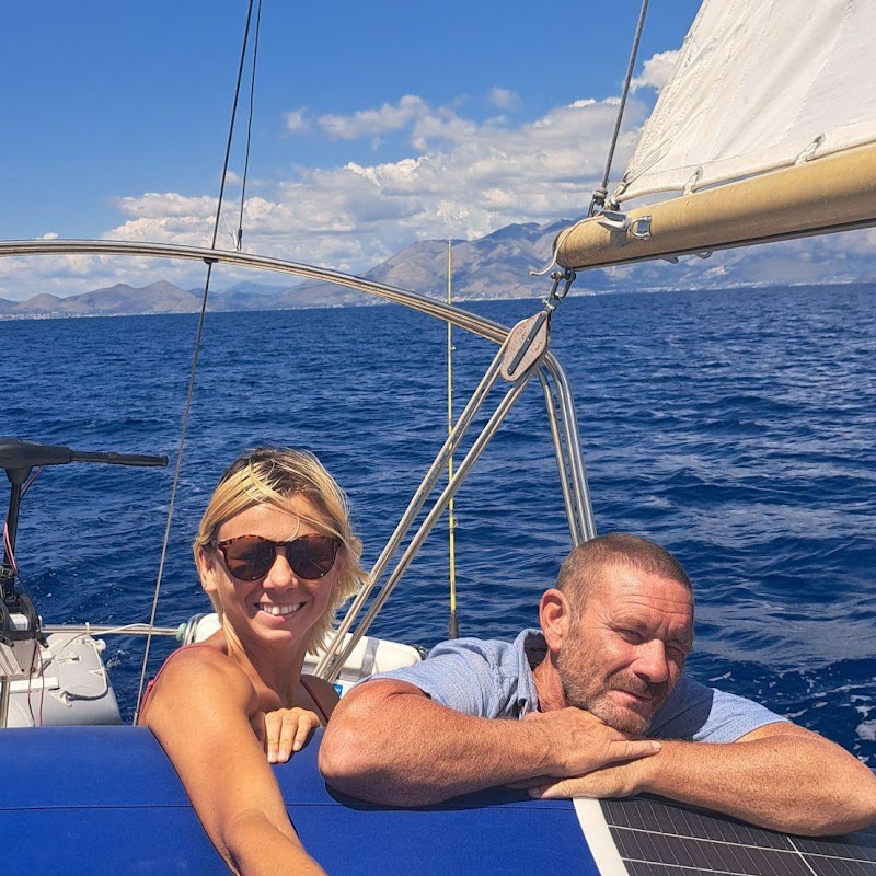 Good Deeds Sailing