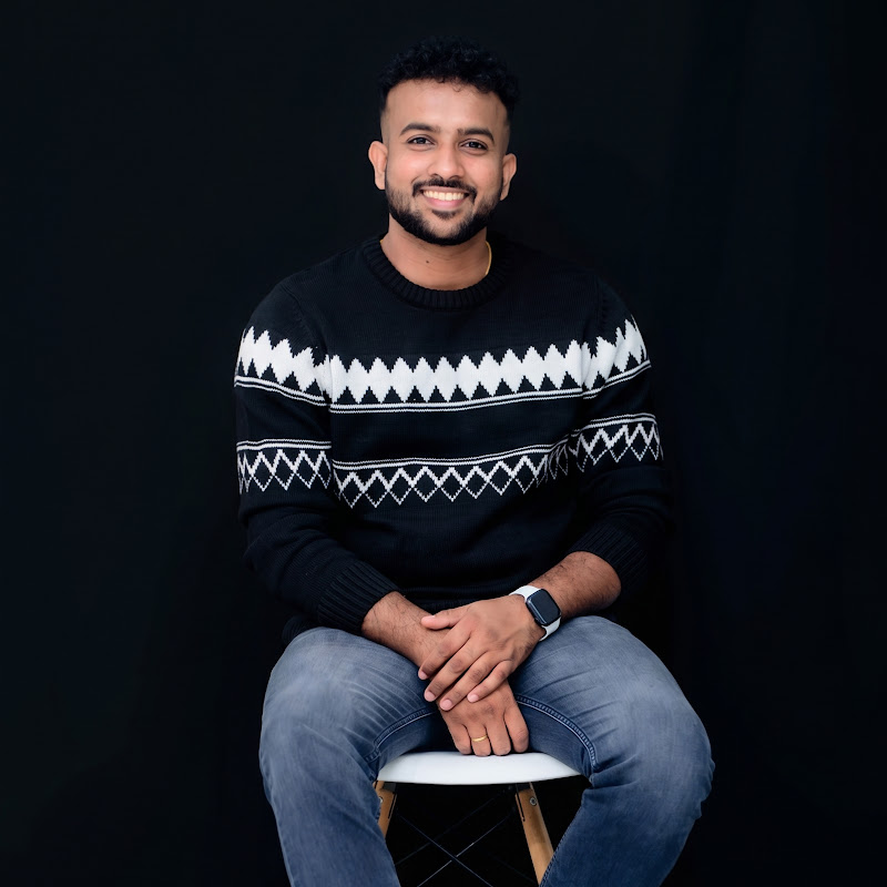 Econ by Lucky Chathuranga