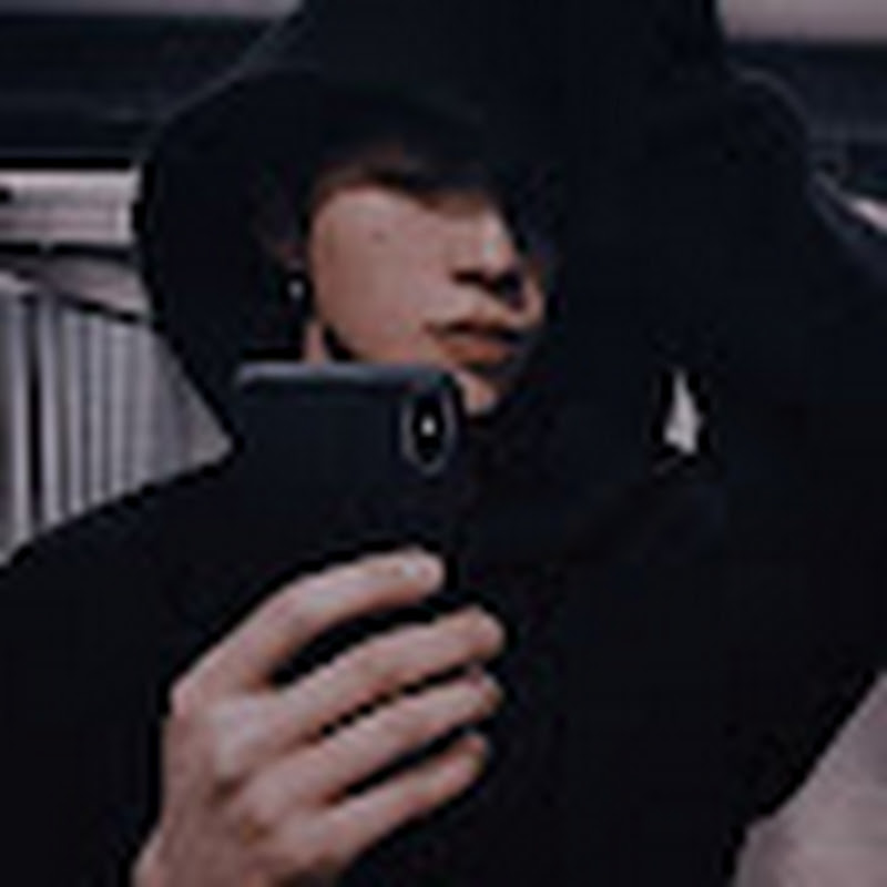 Hire zee⚕️ — Sex Education & Sexual Health (Mature) YouTube creator for sponsorships