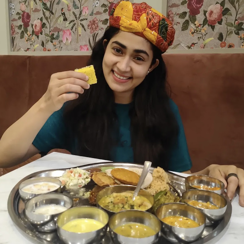 Kavita Kaparwan Vlogs