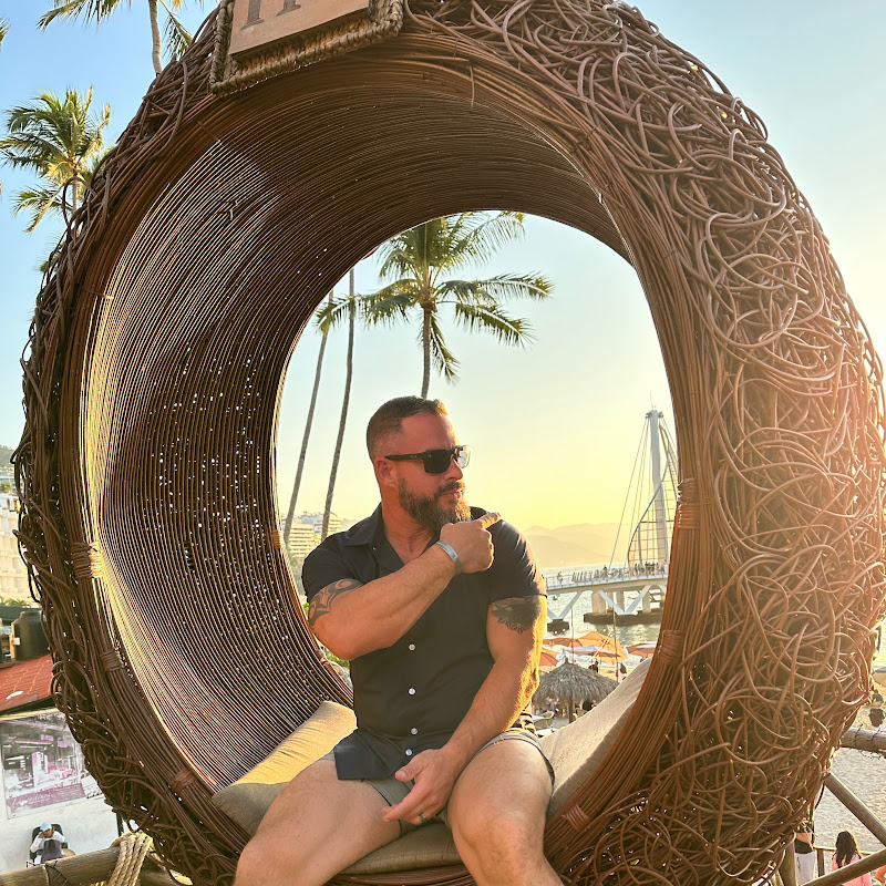 Eric The Traveler channel avatar