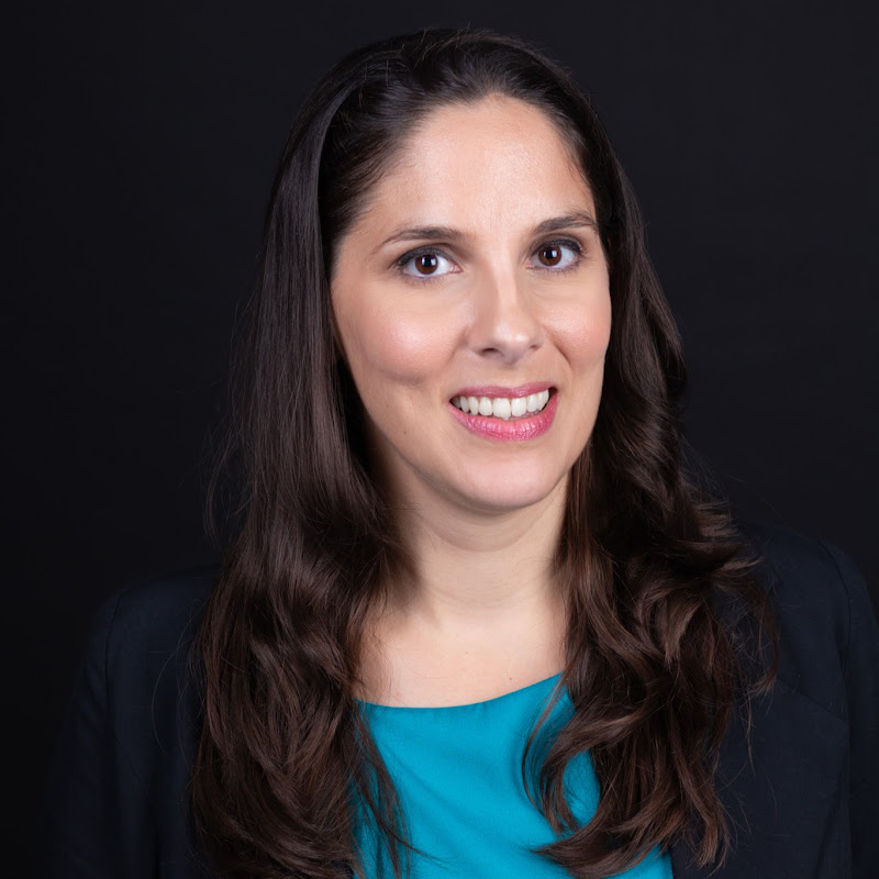 LinkedIn Tips by Daniella Frost