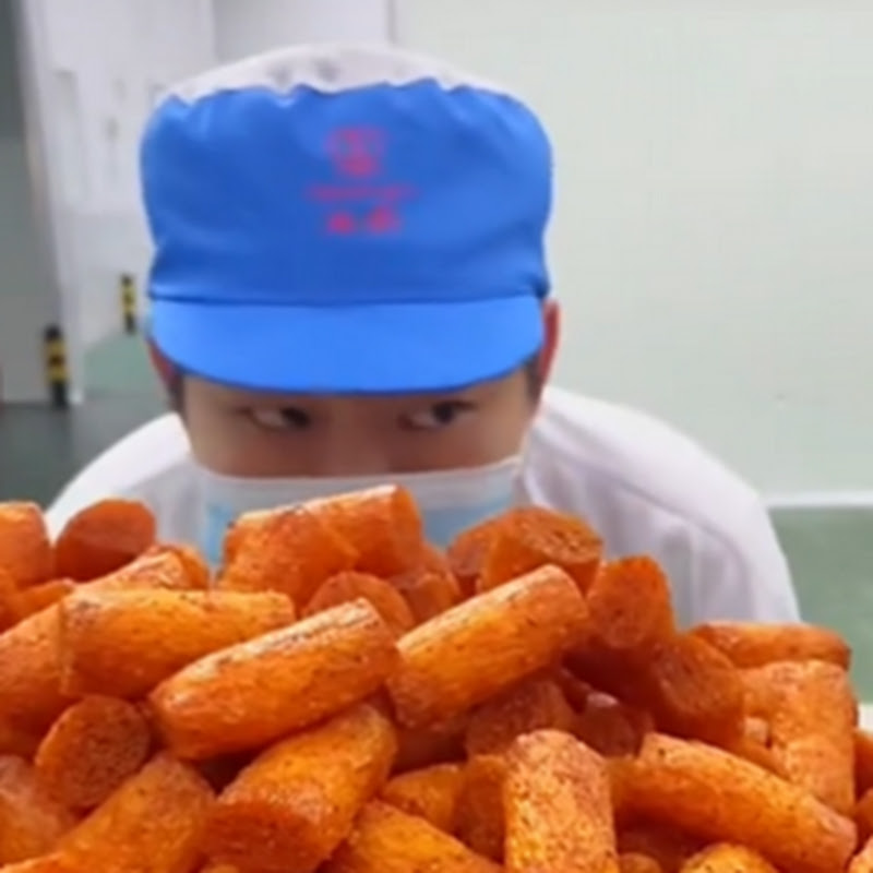 Little blue hats with snacks