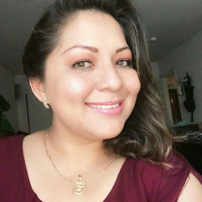 Ecuatoriana en USA Yuyu Torand