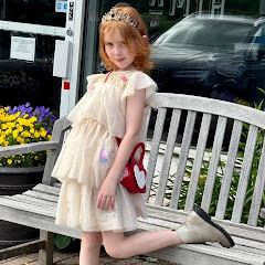 I am Ava Grace D channel thumbnail