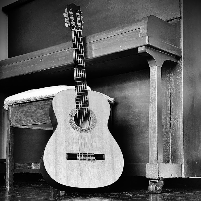 Touch Strings guitar lessons In stoke on trent
