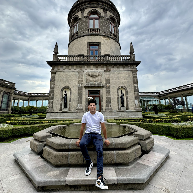 Avatar picture for Edwin Rosales