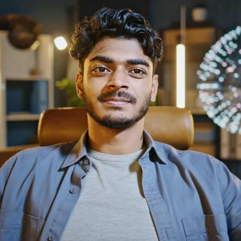 Hire Farhad Explained — Tech & Science YouTube creator for sponsorships