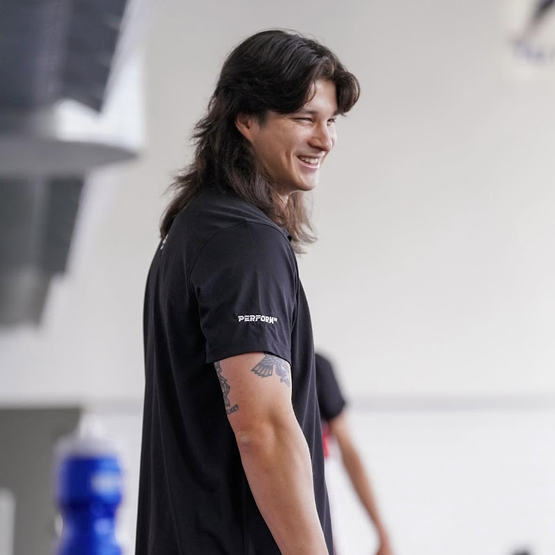 Adam Komatsu