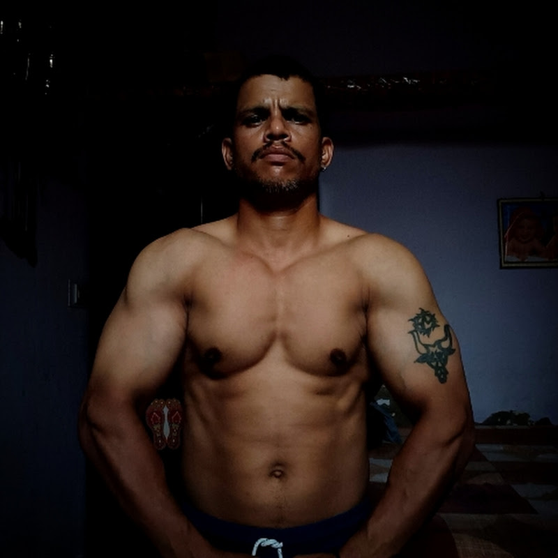 INDIAN BODYBUILDING POWERLIFTING