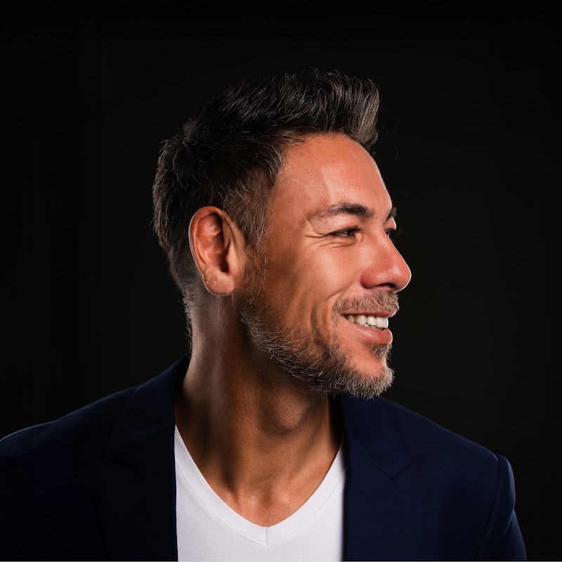 Elton Lau