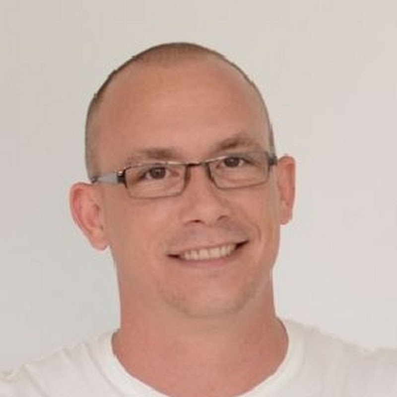 Office Universe Logo