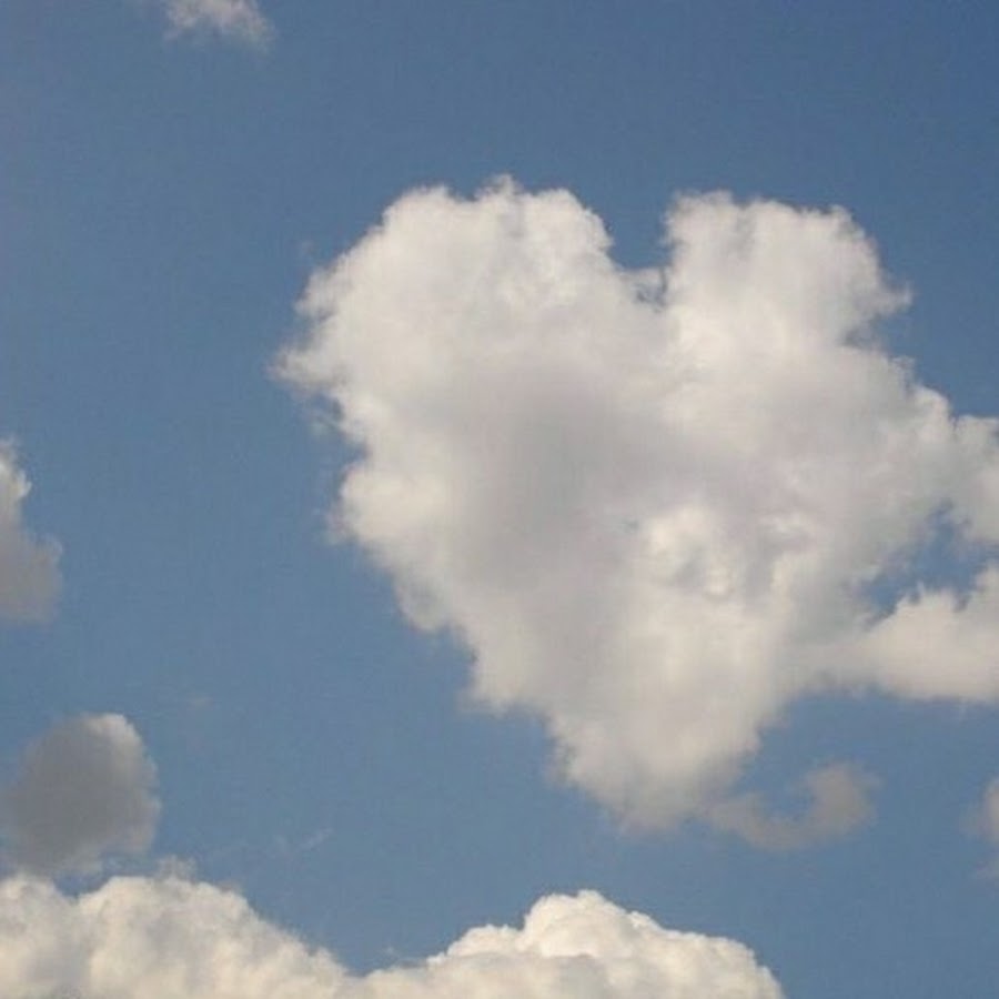 Облако в виде сердца реальное