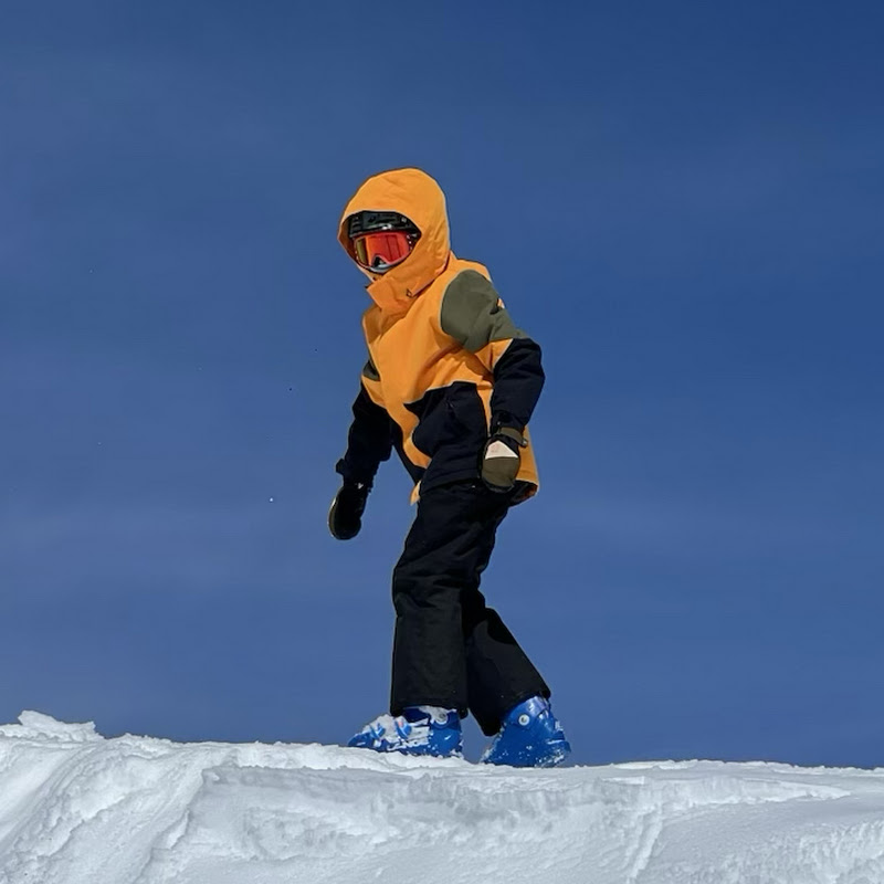 clovis.skis1