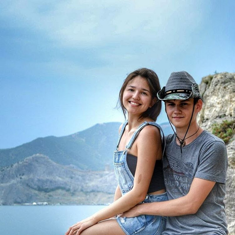 Бабайлов - про Озон и бизнес на маркетплейсах Logo