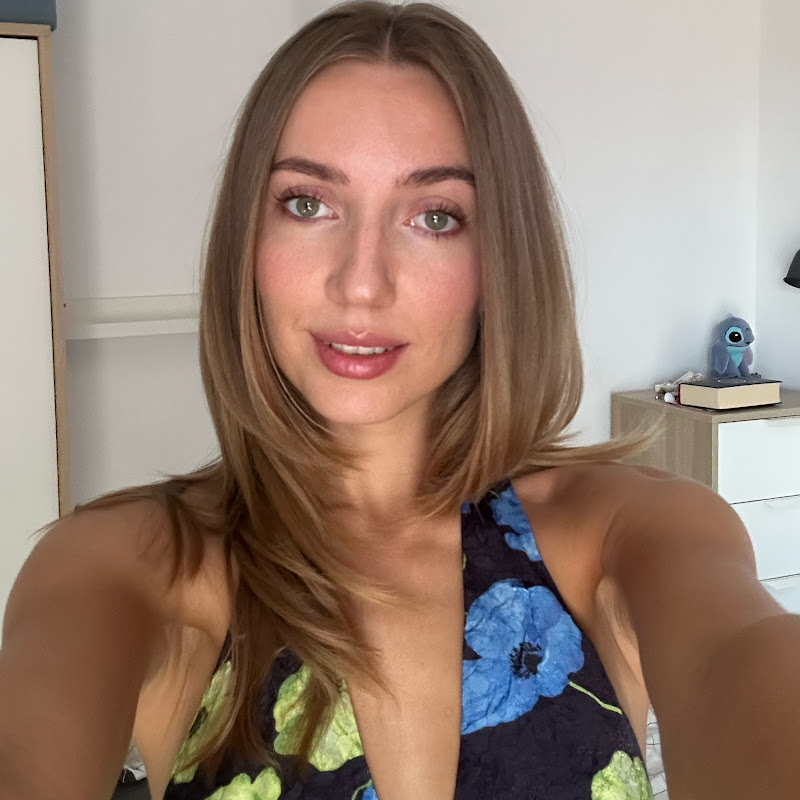 YULIIA MELNYK SPAIN Logo