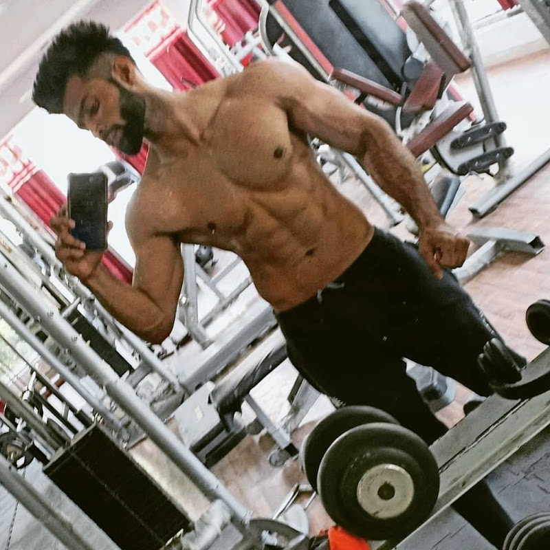 Yash Fits