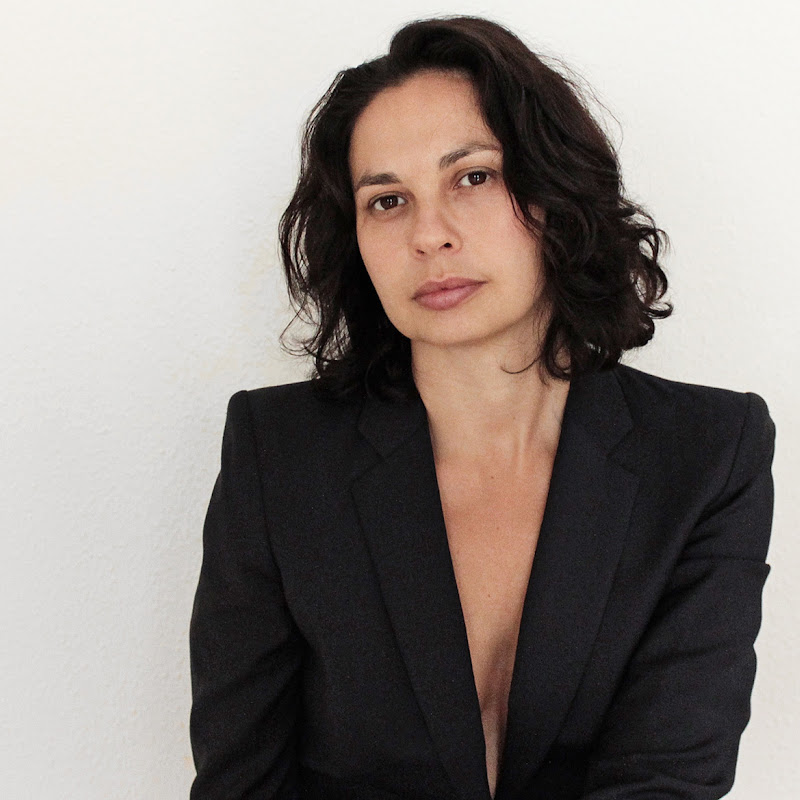 Michelle Gurevich - Topic
