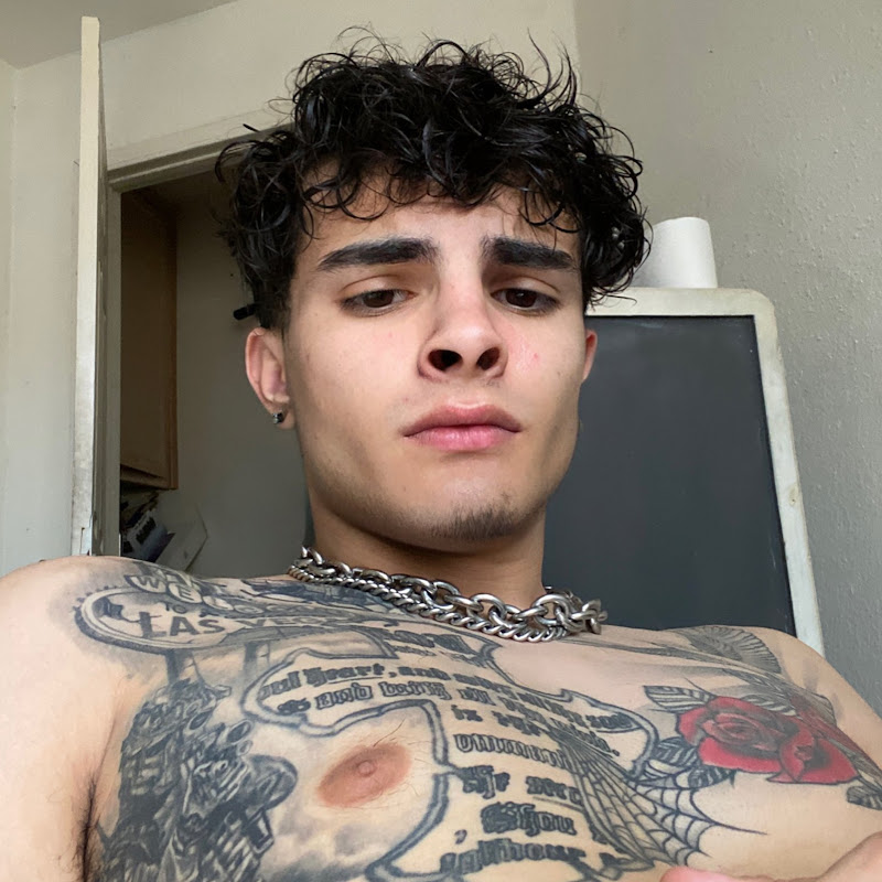 DÖMINGUEZ 
