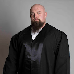 Raffael Gordzielik - Strongest Lawyer