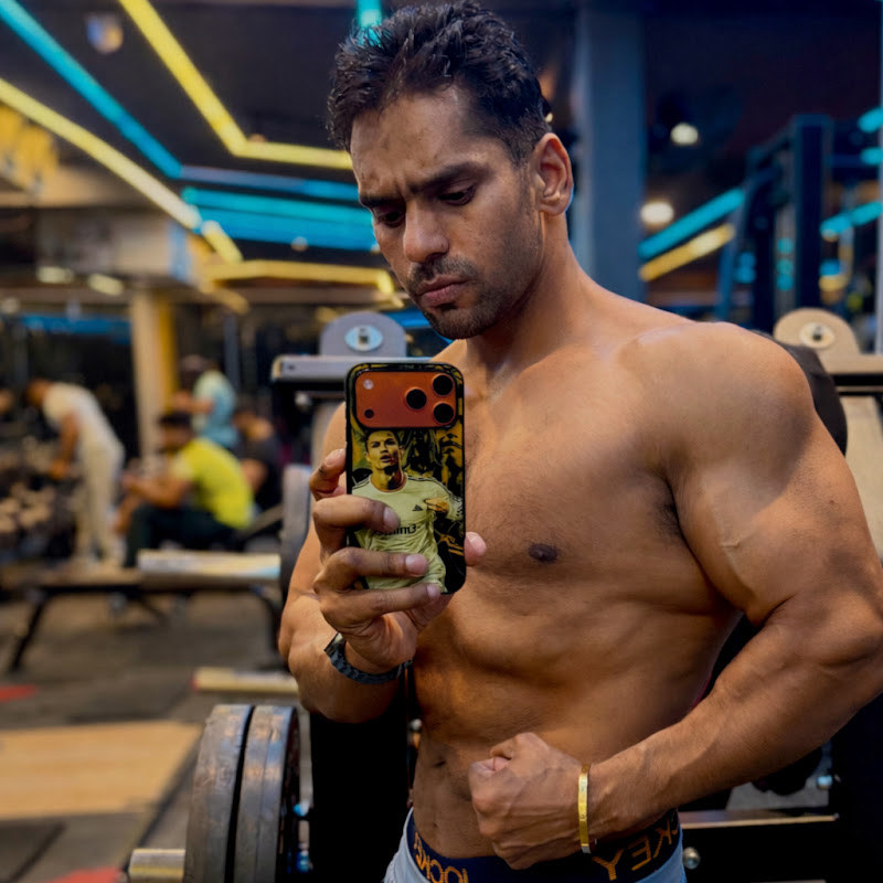 DHYANI VLOGS
