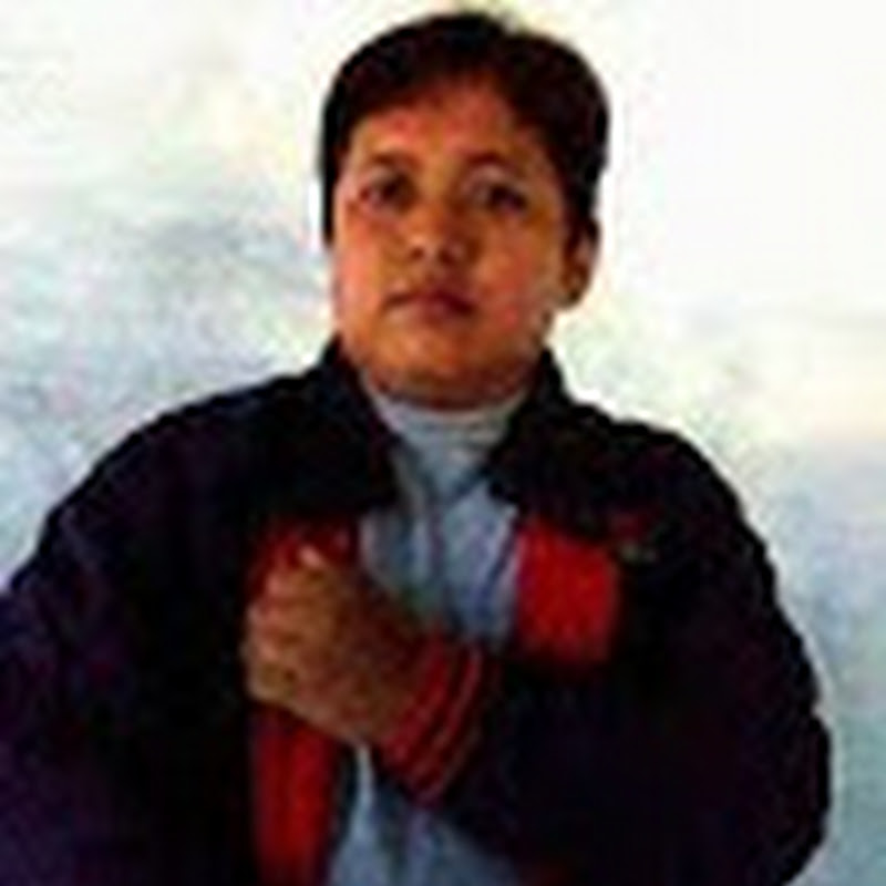 hasni sofyan (HAFI_COM'S)