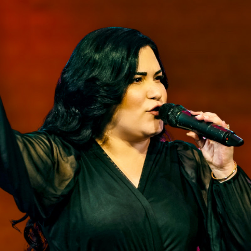 Jana de Paula - Topic