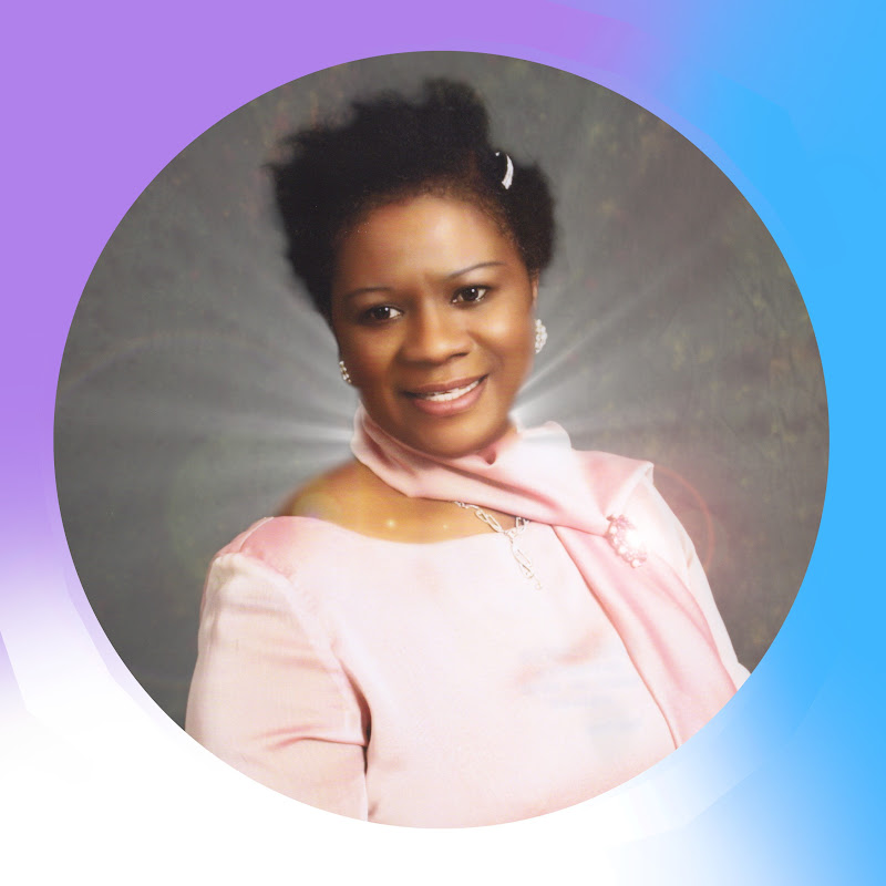 Queen Comfort The Encourager