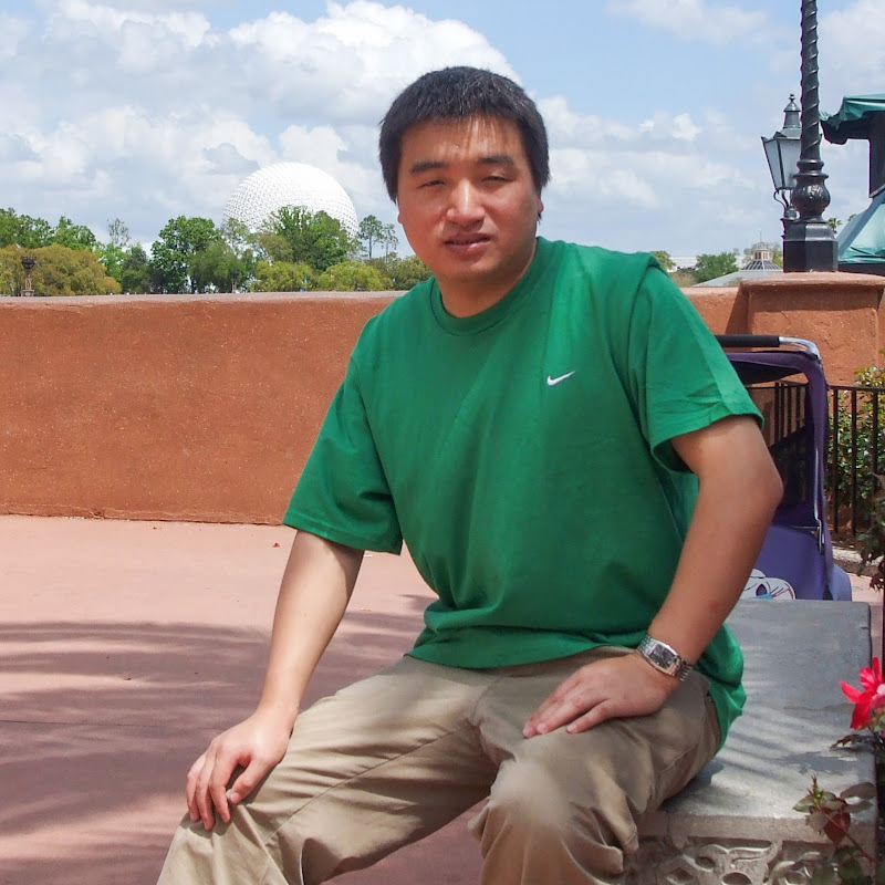 AI Researcher & Robotics Developer Frank Fu