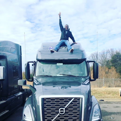 Zee’s Trucking